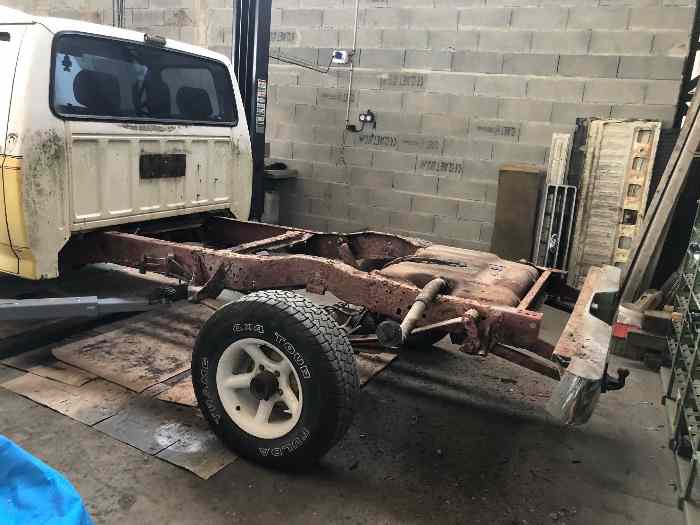 VDS OU ECHANGE PICK UP FORD F150 A RESTAURER 1