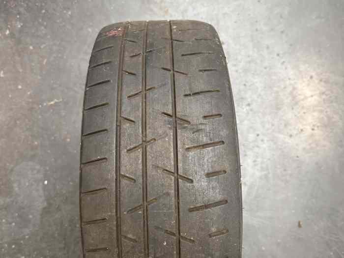 Pneu hankook z205 15 pouces 1
