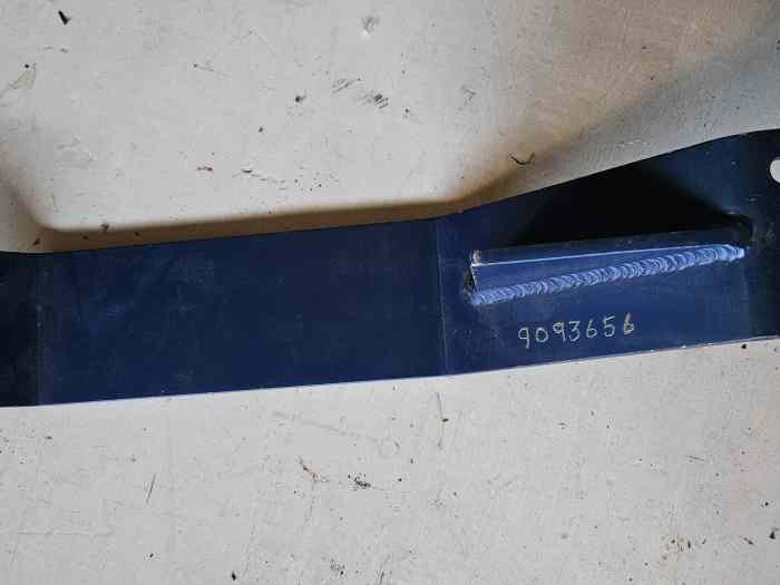 Support échappement cosworth grA 909