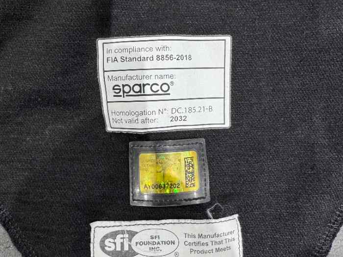 2 cagoules neuves FIA SPARCO RW-7 2