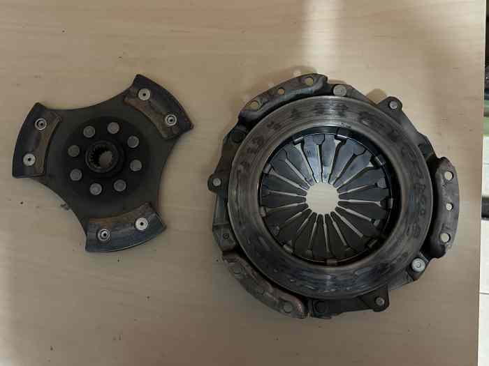 Volant moteur + embrayage 180mm 2