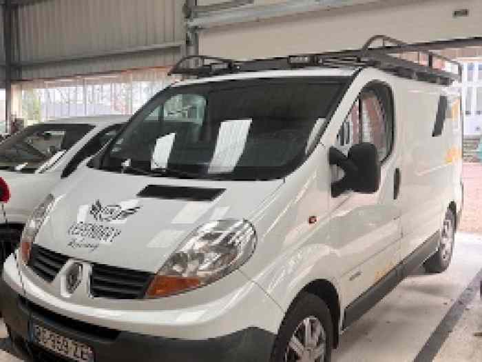 RENAULT TRAFIC D