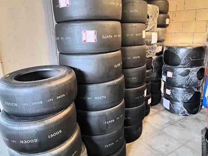 Slicks Yokohama