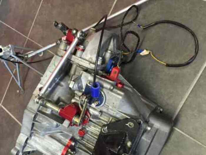 RECHERCHE boîte de vitesse séquentiell...