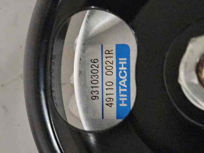 Vds Alternateur V4Y pompe direction assistée 2