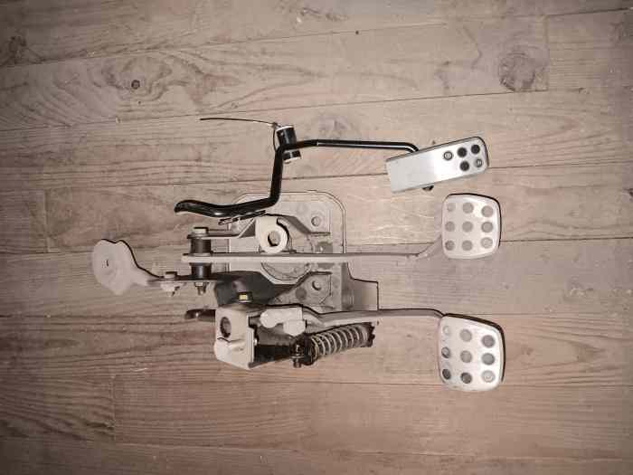 Couvres pedales 206s16/RC