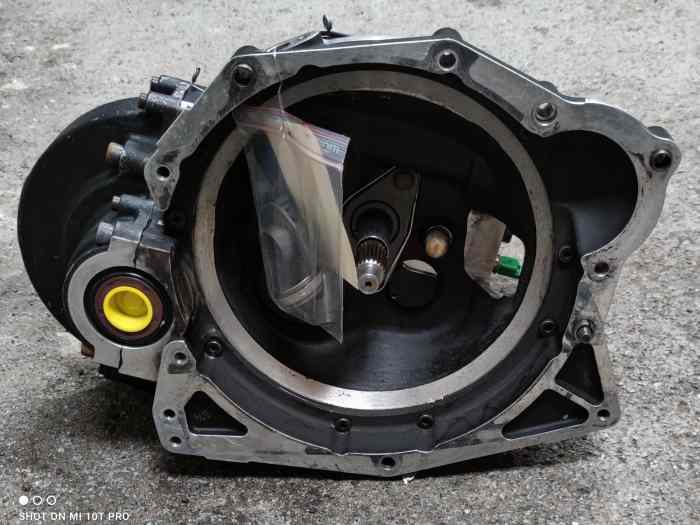 Vends boite de vitesse séquentielle Sadev ST75-14 4