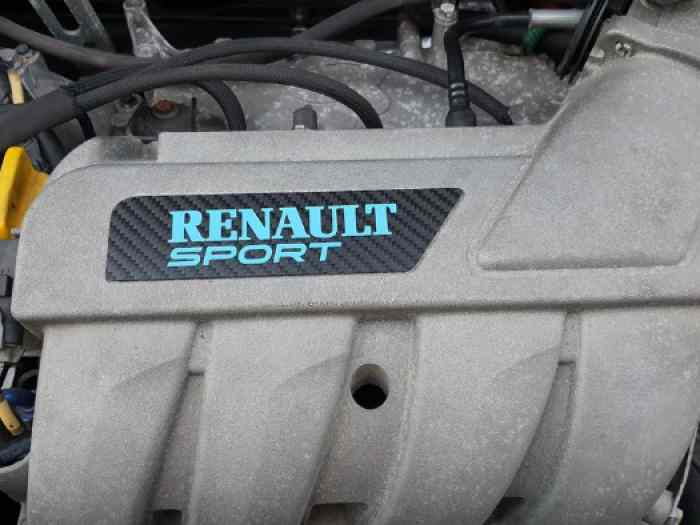 Renault Clio 3 RS Plaque moteur Carbone 2