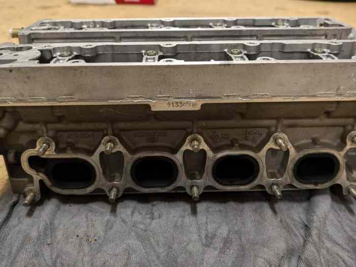 Peugeot 207 S2000 EVO2 spec Culasse cylinderhead 3
