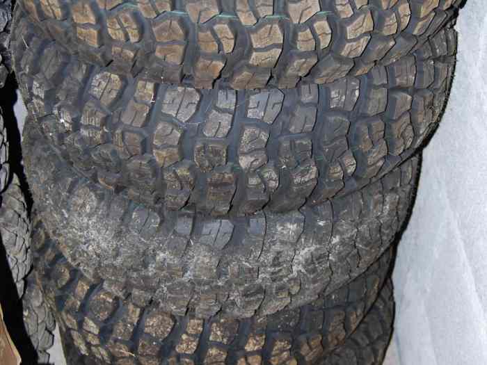 6 pneus ARISUN 28x10R14