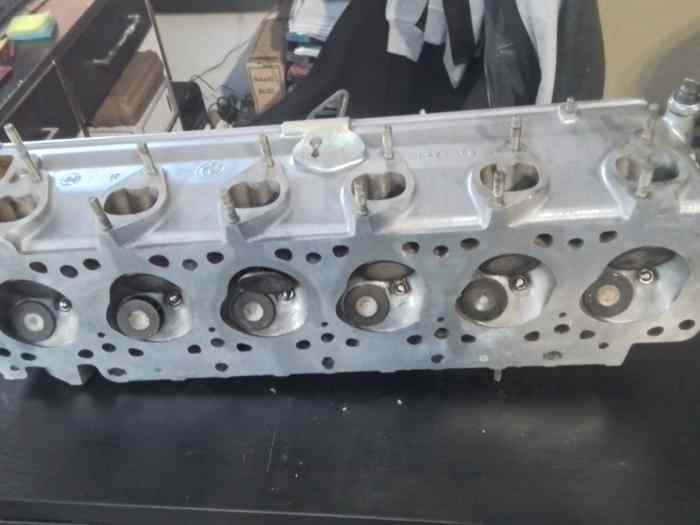 Culasse BMW M30 535/735 i rénovée totalement 3