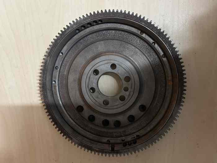 Volant moteur + embrayage 180mm 1