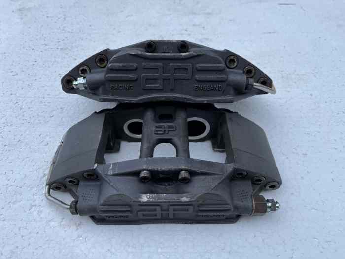 2 étriers AP RACING 4 PISTONS CP3735 I...