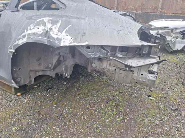 Élément de châssis Porsche 992 2