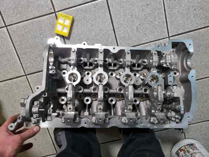 Culasse neuve ep6 208 r2