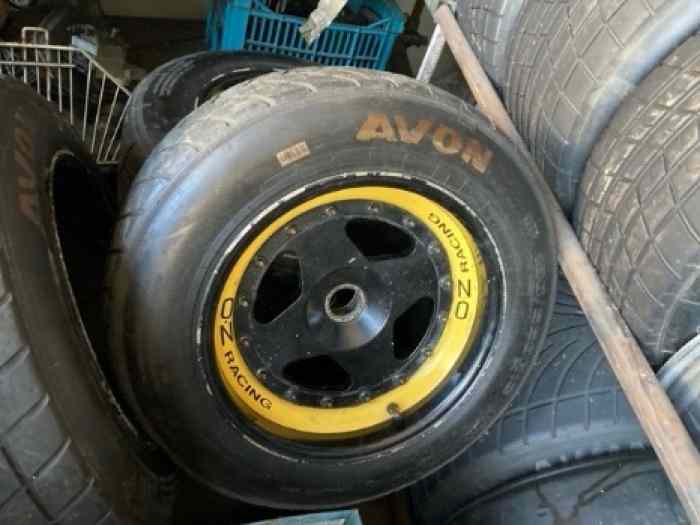 Looking for a set of wheels for a Dall...
