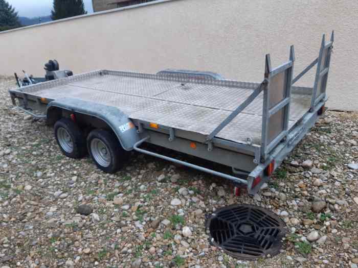 Vends Remorque porte voiture deux essi...