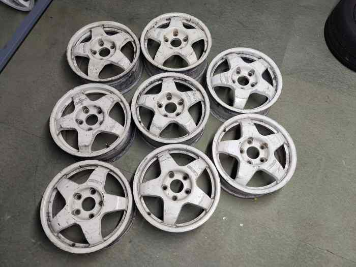 8 jantes compomotive 15 pouce
