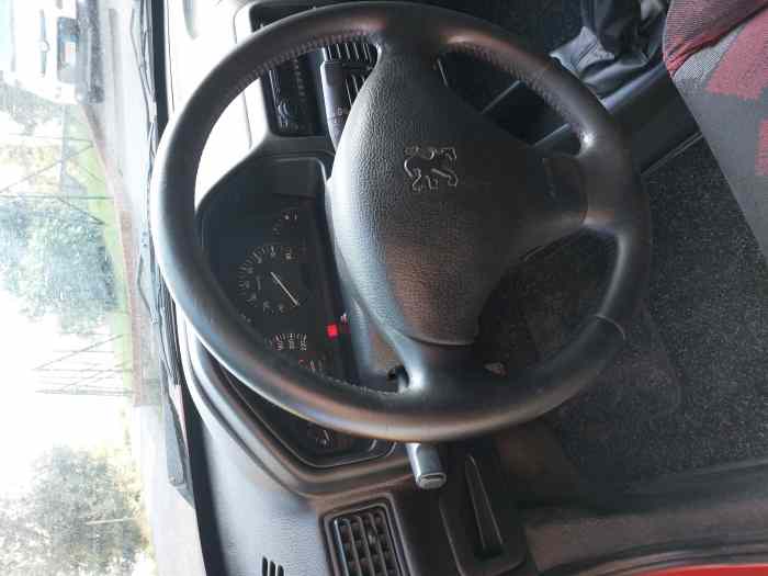 PEUGEOT 106 GTI 4