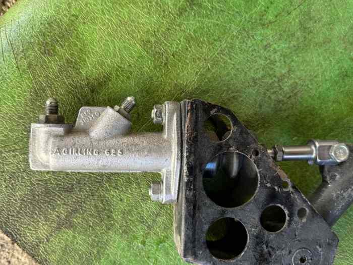 Frein a main répartiteur beringer 2