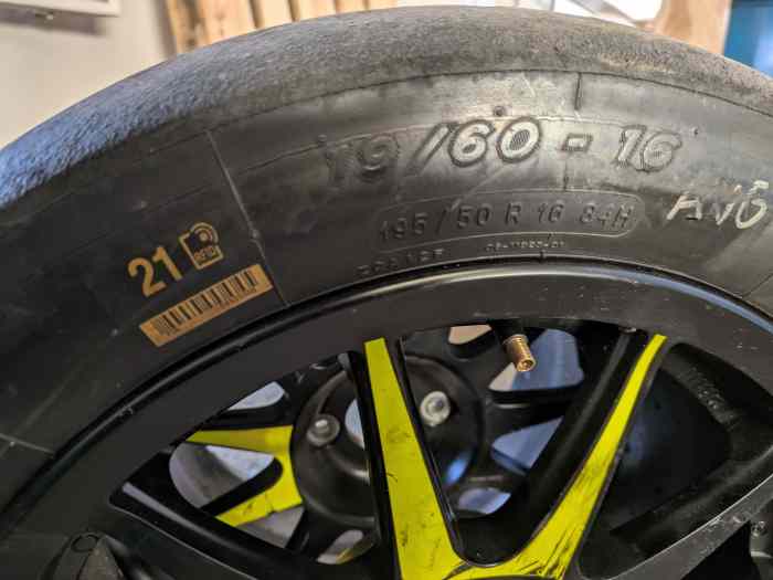 Pneus 16 p Michelin Hankook