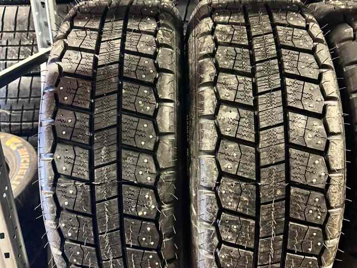 PNEUS MICHELIN 18