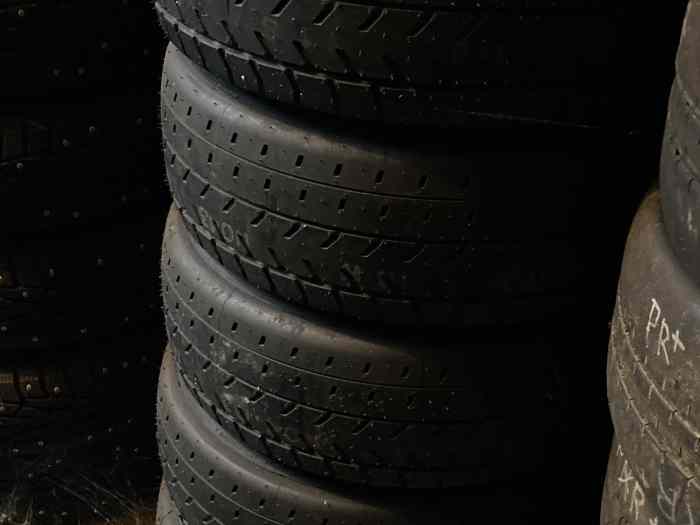 Pneus Racing Vhc pirelli