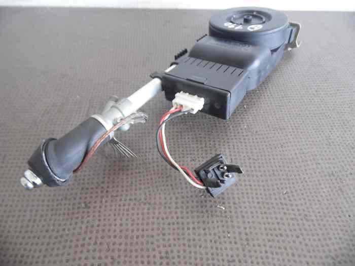 ANTENNE AUTOMATIQUE B66828099 MERCEDES W201 / W124 / R107 / W140 / R129 1
