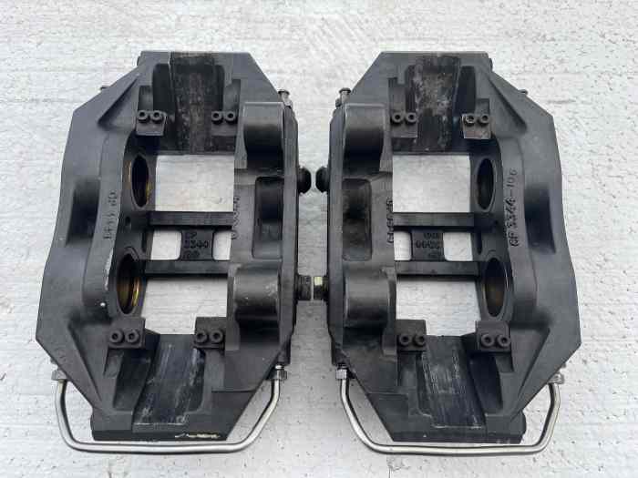 2 ETRIERS AP RACING CP3344 4 PISTONS MONOPLACE 3