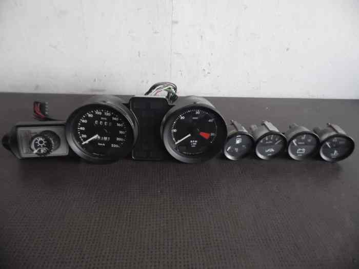 INSTRUMENTS DE BORD JAGUAR XJ SERIES 2 & 3 5