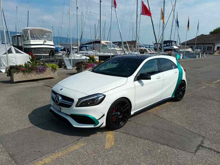 Mercedes-Benz A45 AMG 4Matic Speedshif...