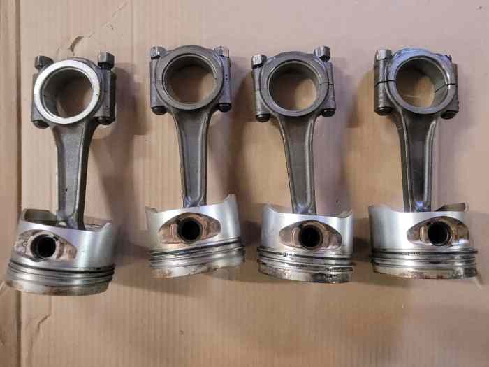 Pistons bielles TU5J4 origine