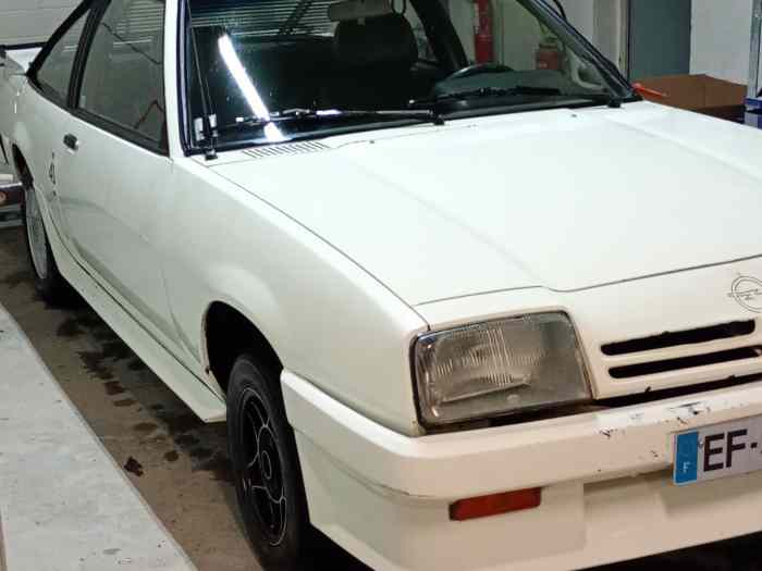 Opel manta 1.8 frequelin
