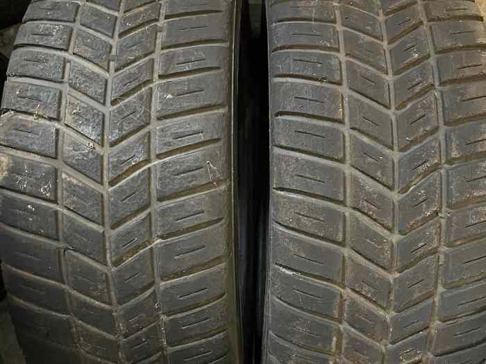 11 pneu pluie 200/625-17 2