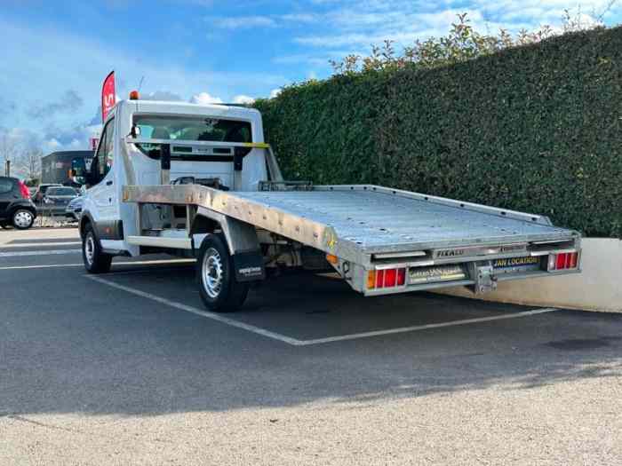 FORD Transit porte-voiture 1