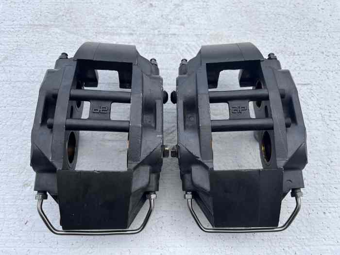 2 ETRIERS AP RACING CP3344 4 PISTONS MONOPLACE 2