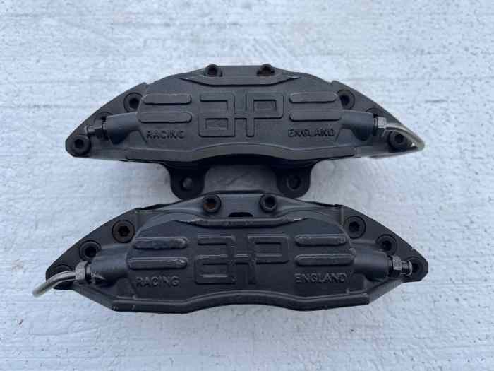2 ETRIERS AP RACING CP3344 4 PISTONS MONOPLACE 1
