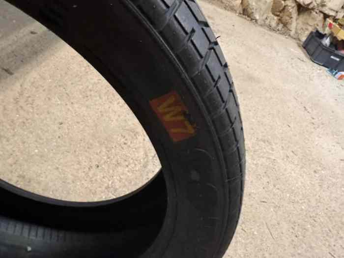 1 x W7 Vhc 245/620 R17 Neuf 1