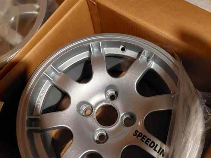 4 jantes speedline neuve en 15