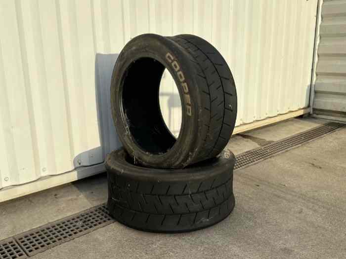 Pneus Cooper 225/640-17