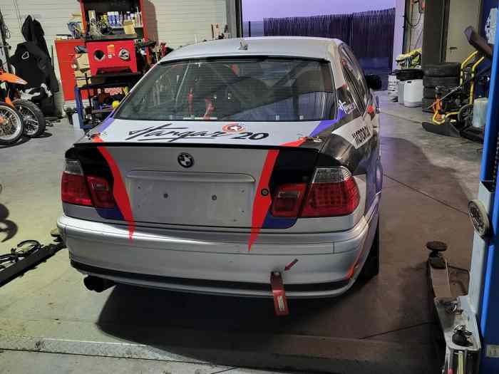 Location BMW E46 330 i 270 cv boîte 6 SAMSONNAS 2