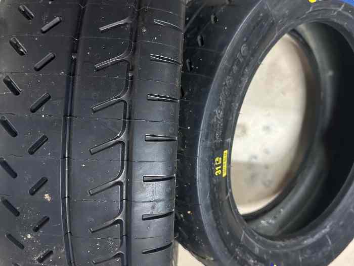 2 Michelin 31 en 16