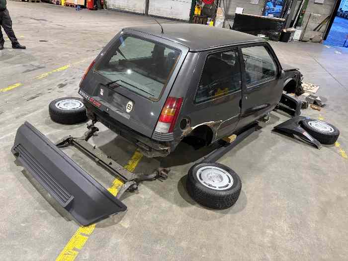 R5 GT Turbo à Restaurer 2