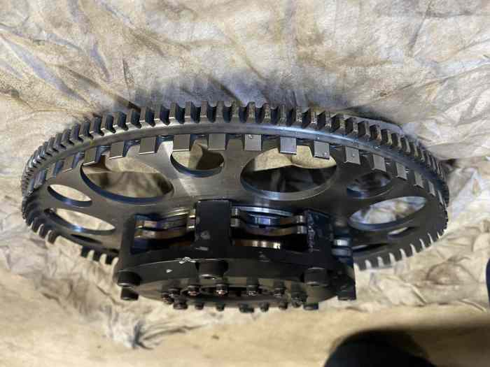 Volant moteur + embrayage complet Ø140 1