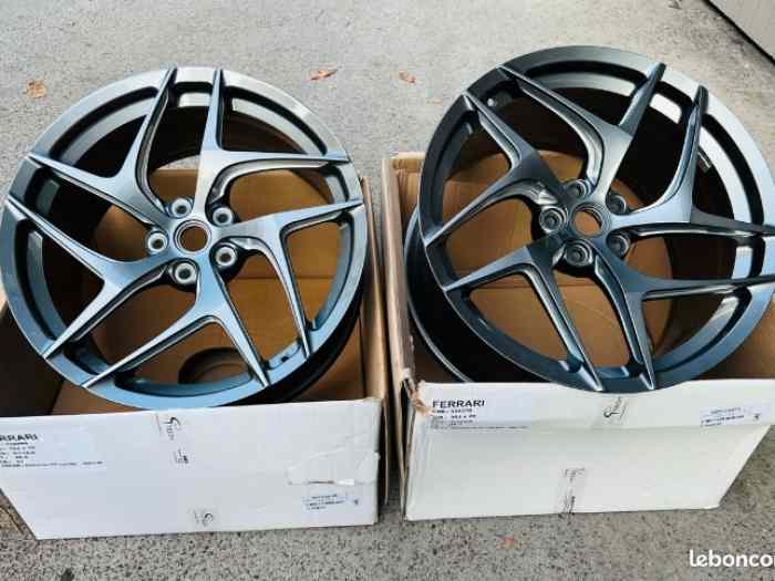 Jeu de jantes 812 SUPERFAST pour Ferra...