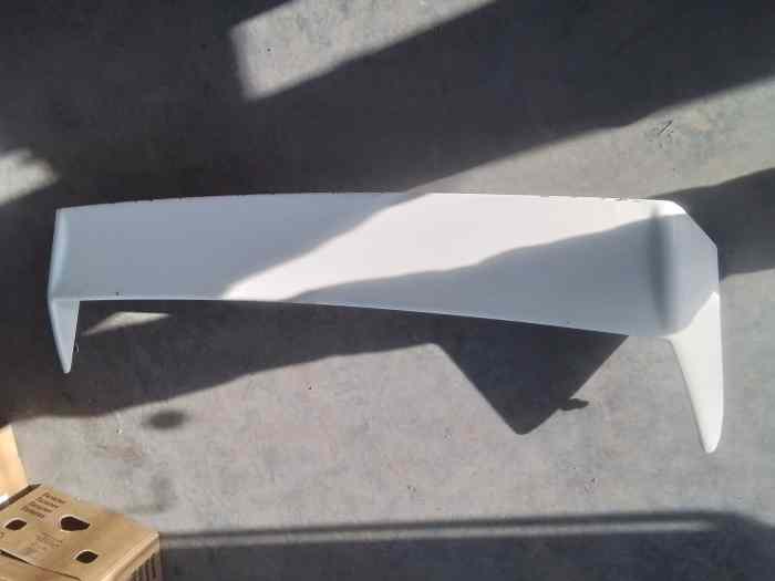 Vrai becquet coffre arriere BMW E30 M3 origine 1