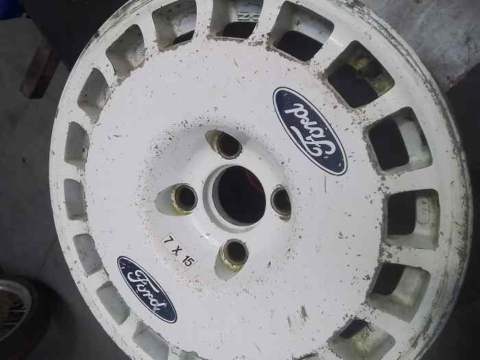 1 JANTE 7 x 15 OZ terre renforcée FORD...