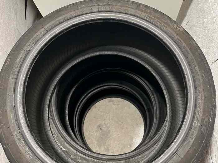 3 pneus TOYO R888R 265 35 R18 3