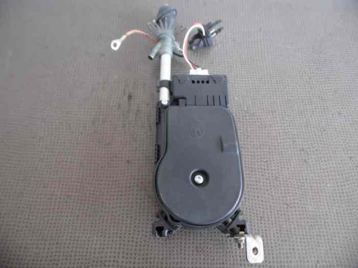ANTENNE AUTOMATIQUE B66828099 MERCEDES W201 / W124 / R107 / W140 / R129 3