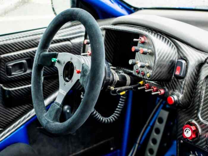 Intérieur Subaru S5 Carbone 1